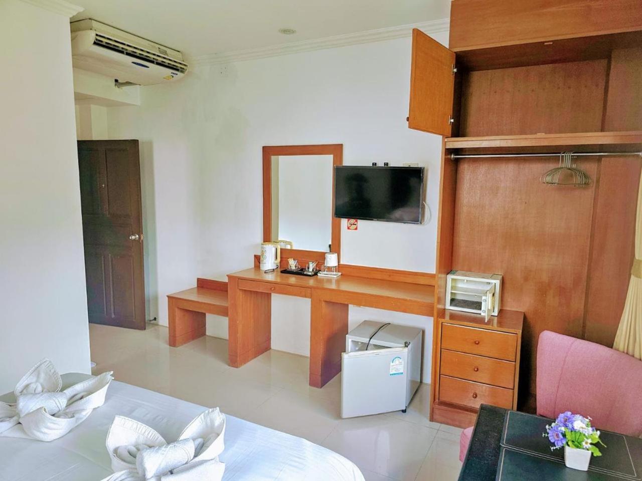 Sukcheewa Residence Phuket Patong Kültér fotó