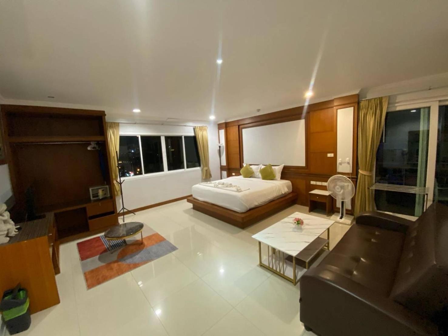 Sukcheewa Residence Phuket Patong Szoba fotó